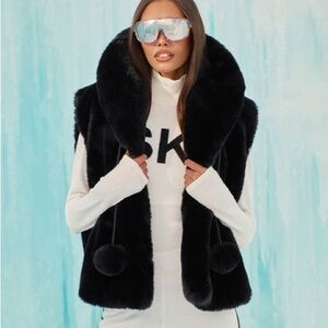 Women's Black Faux Fur Vest